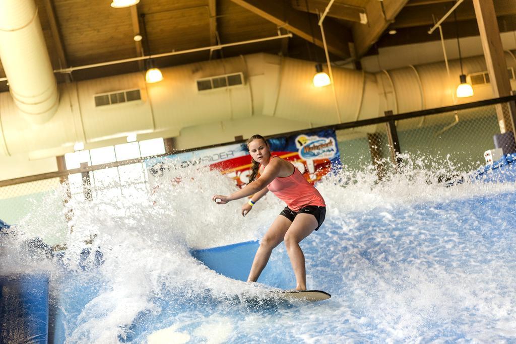 Soaring Eagle Waterpark And Hotel Mount Pleasant Extérieur photo