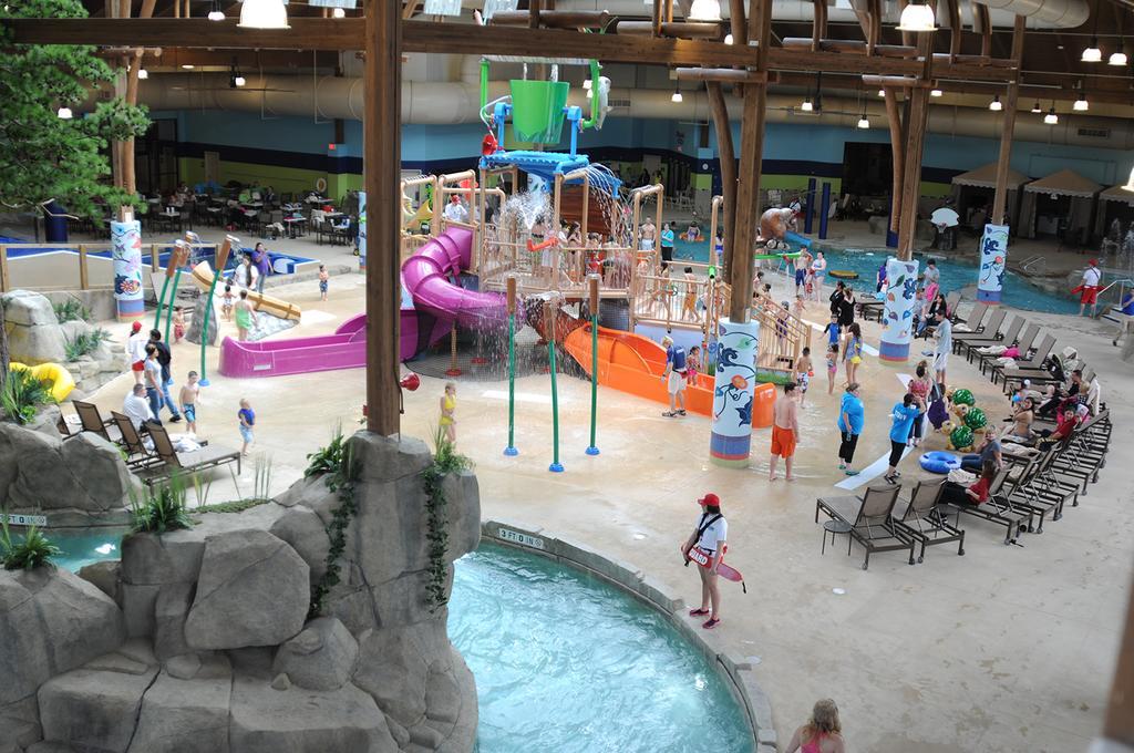 Soaring Eagle Waterpark And Hotel Mount Pleasant Extérieur photo