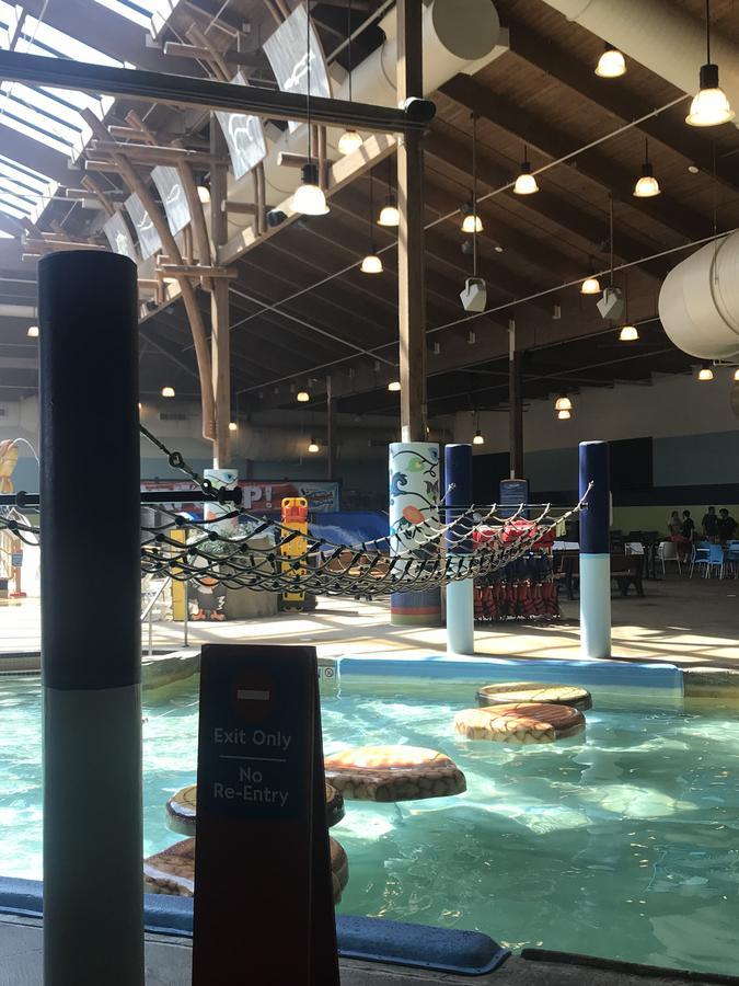 Soaring Eagle Waterpark And Hotel Mount Pleasant Extérieur photo