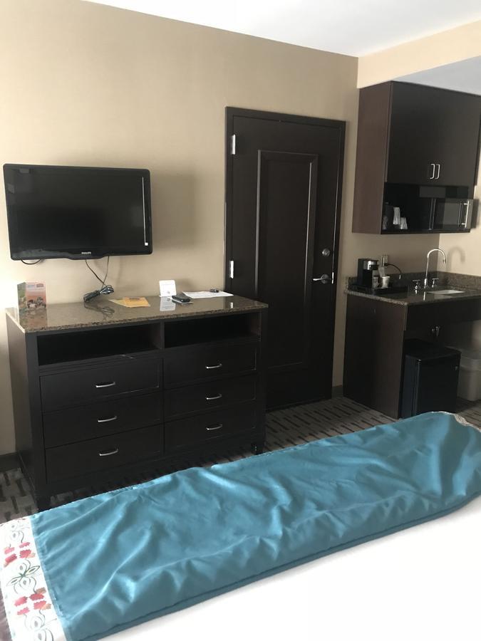 Soaring Eagle Waterpark And Hotel Mount Pleasant Extérieur photo